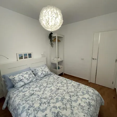 Beautiful 3 Bd. In La Laguna Centre